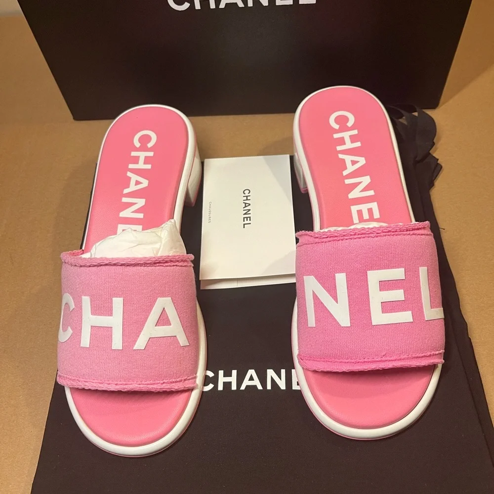 CHANEL Pink and White Logo Slide Sandals